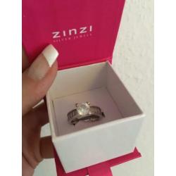 Zinzi Ring maat 16 roze baguettes en solitaire