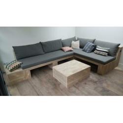 Unieke zithoek, complete loungeset van steigerhout elke maat