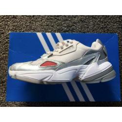 Adidas Falcon maat 36, zilver, grijs, 60€ (was 100€)