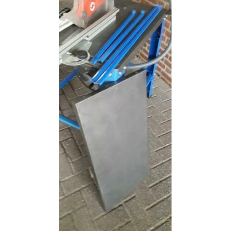 Sterke mooie complete zaagtafel 230 watt