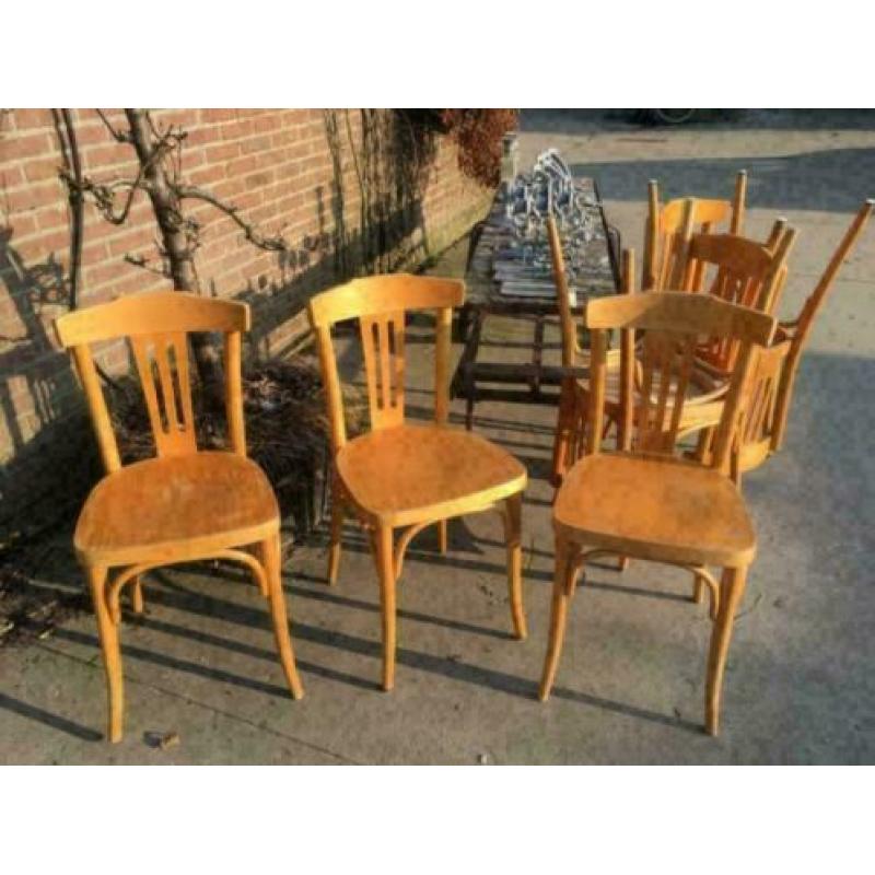 Brocante stoelen / nog 4 stuks beschikbaar