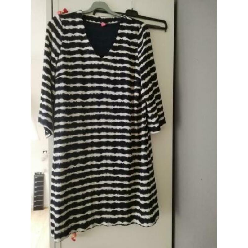 Leuke jurk van Kyra & ko, blauw/wit, z. g. a. n., Maat 44.