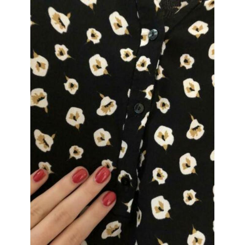 Blouse Mango zwart met wit (maat L)