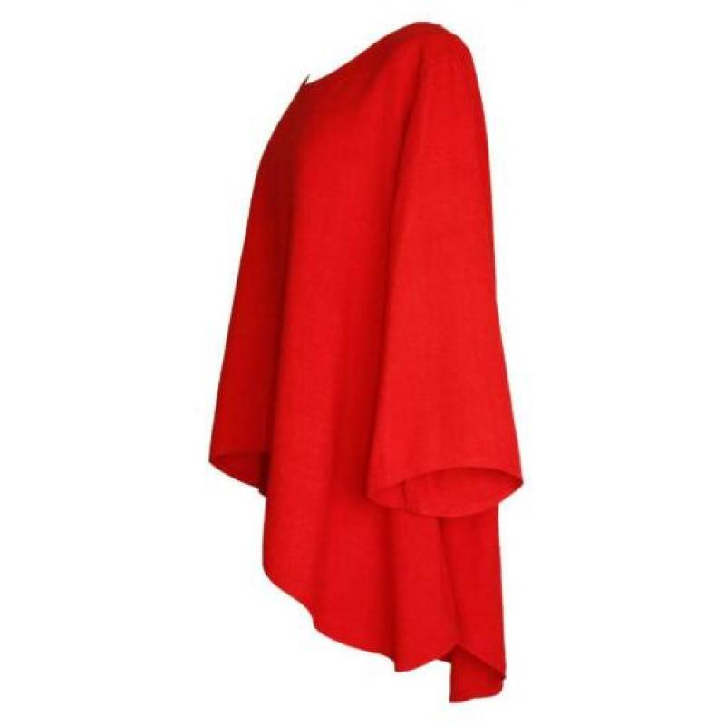 Tuniek van rode zijde.
