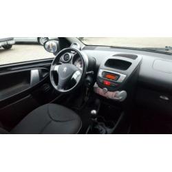 Peugeot 107 1.0 Urban Light, 5 Deurs