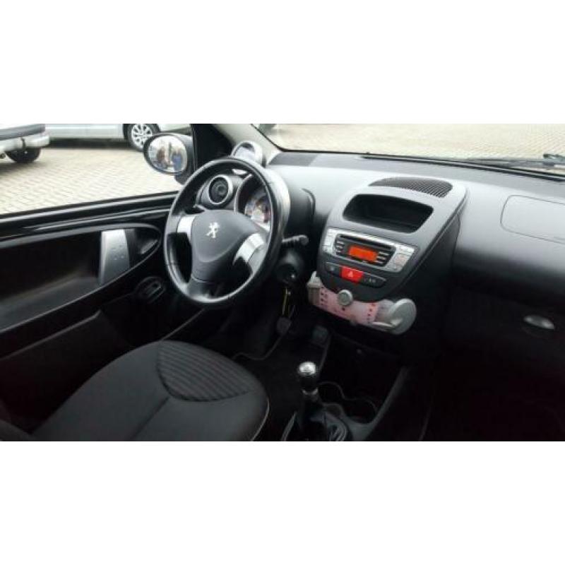 Peugeot 107 1.0 Urban Light, 5 Deurs