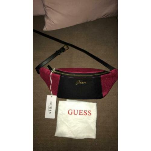 Nieuwe Guess heuptas