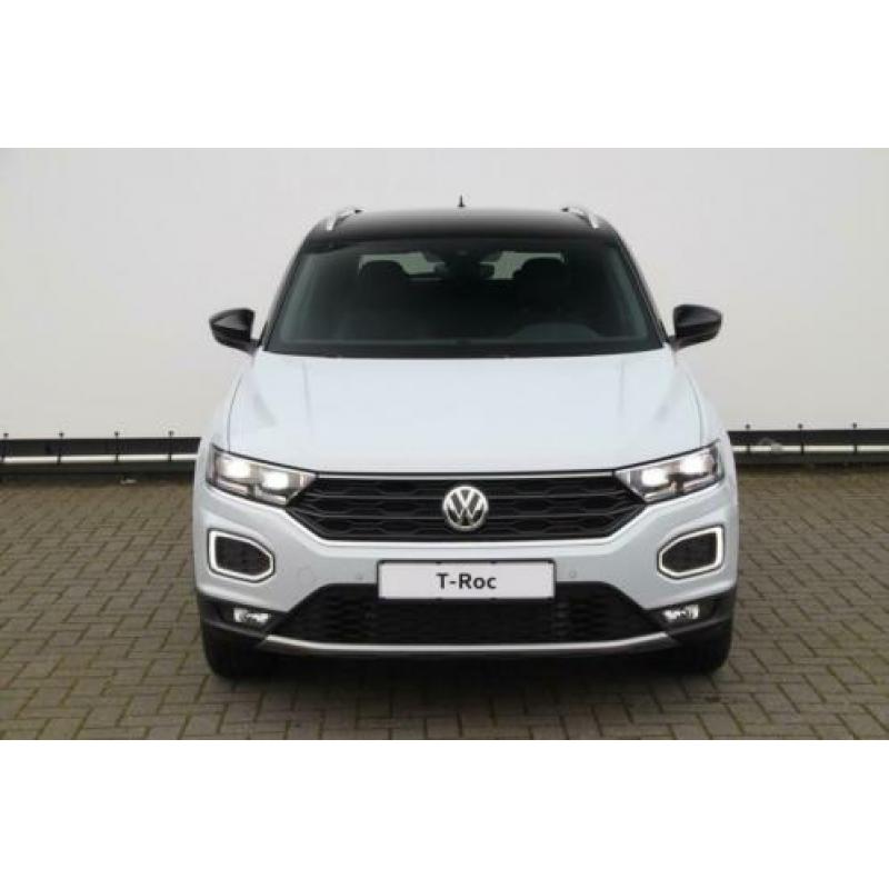 Volkswagen T-Roc 1.5 TSI 150PK DSG Sport | LED | Active info