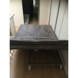Grijze slaapbank 135x200