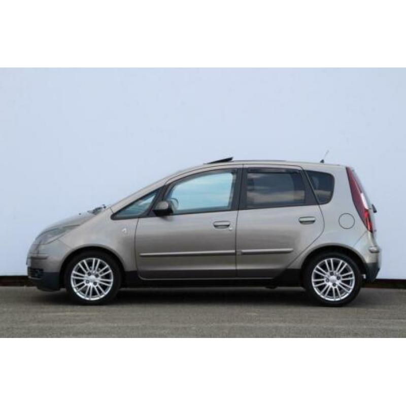 Mitsubishi Colt 1.5 Sky Schuifdak | Sportvelgen | Airco | 5