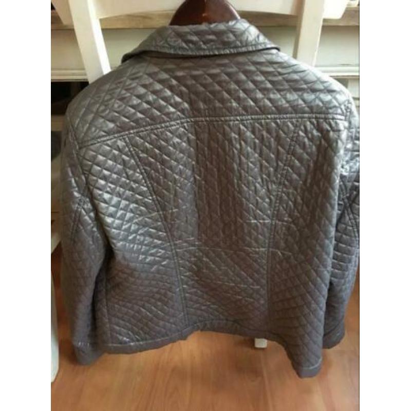 Taifun jasje maat 38/40
