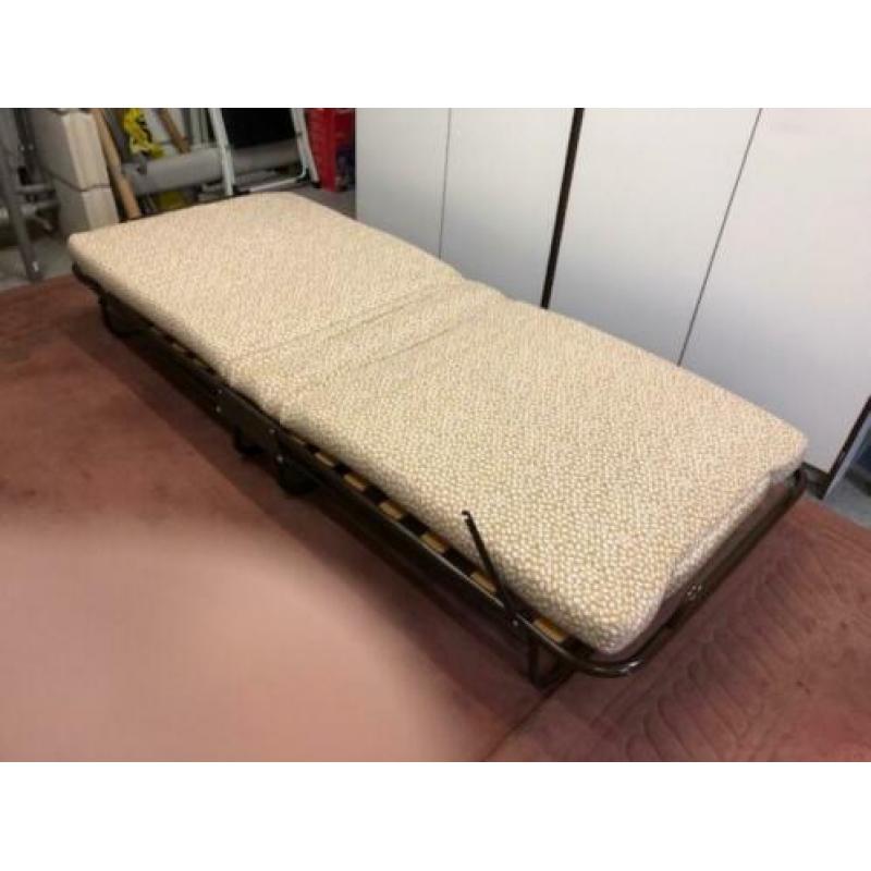 Vouwbed