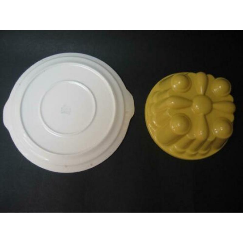 Petrus Regout pastel puddingvormen