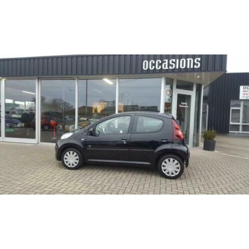 Peugeot 107 1.0 Urban Light, 5 Deurs