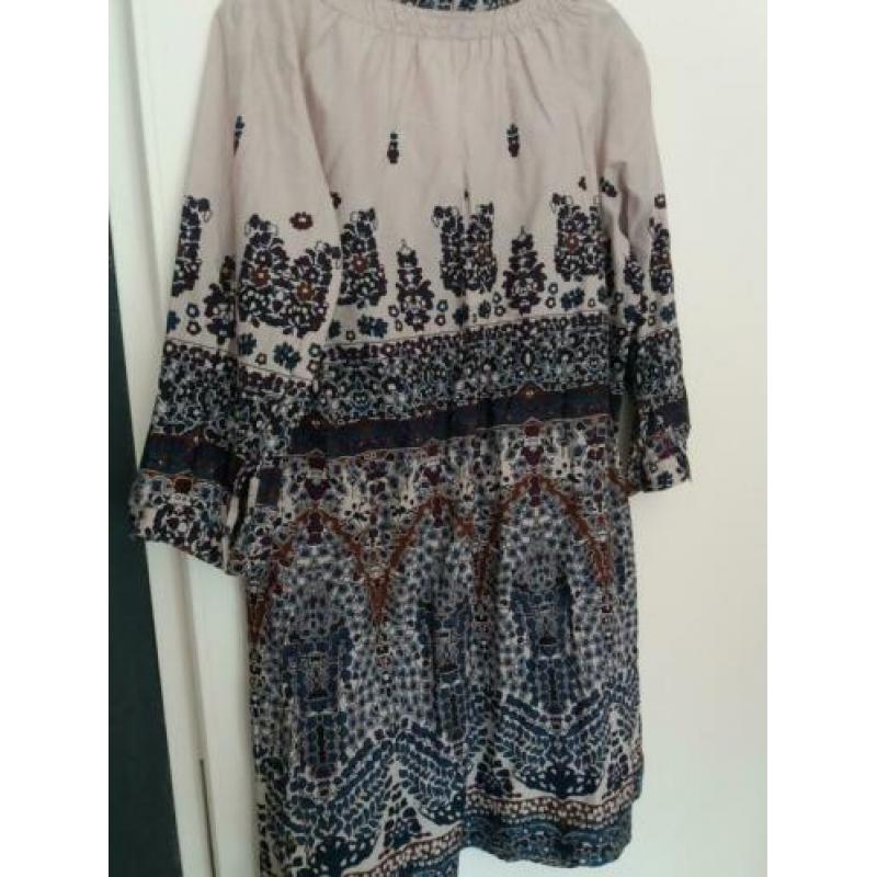 Tuniek maat 44