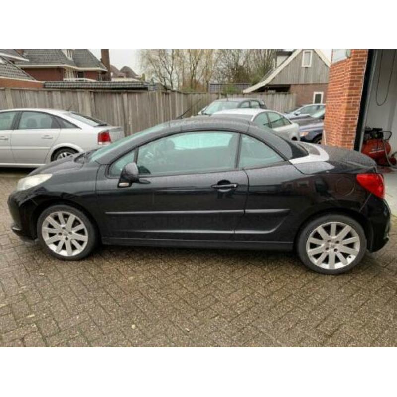 Peugeot 207 CC 1.6-16V VTi