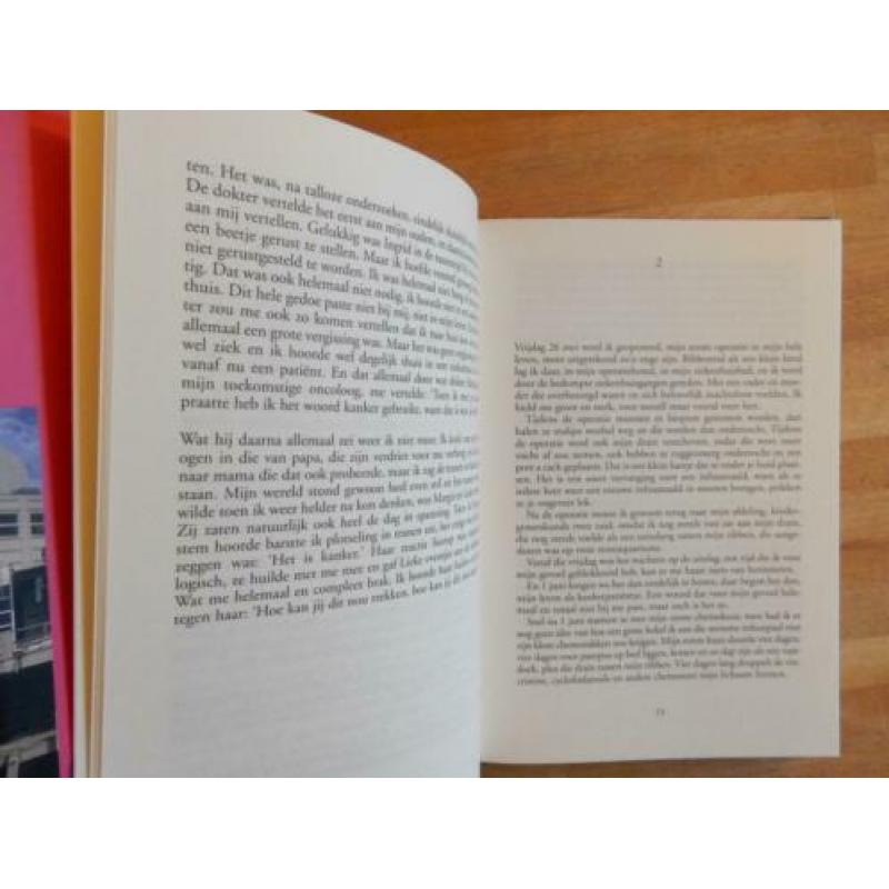 Jaleesa Malakusea - Overhoop Een Bijzonder Boek