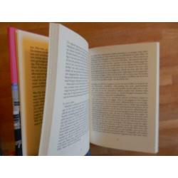 Jaleesa Malakusea - Overhoop Een Bijzonder Boek