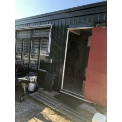 Keet, kantine, tijdelijke woonruimte / opslag te koop