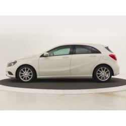Mercedes-Benz A-Klasse 180 d Urban | navigatie |17 inch. lic