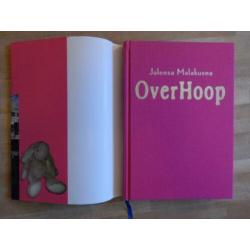 Jaleesa Malakusea - Overhoop Een Bijzonder Boek