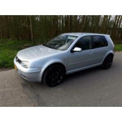 Volkswagen Golf 4 1.6 77KW 2001 Grijs