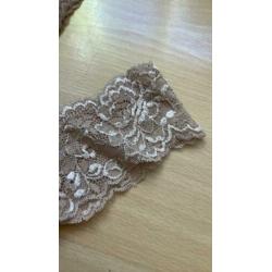 2... stuks LUXE STRINGS maat L van AFTER EDEN NIEUW!!