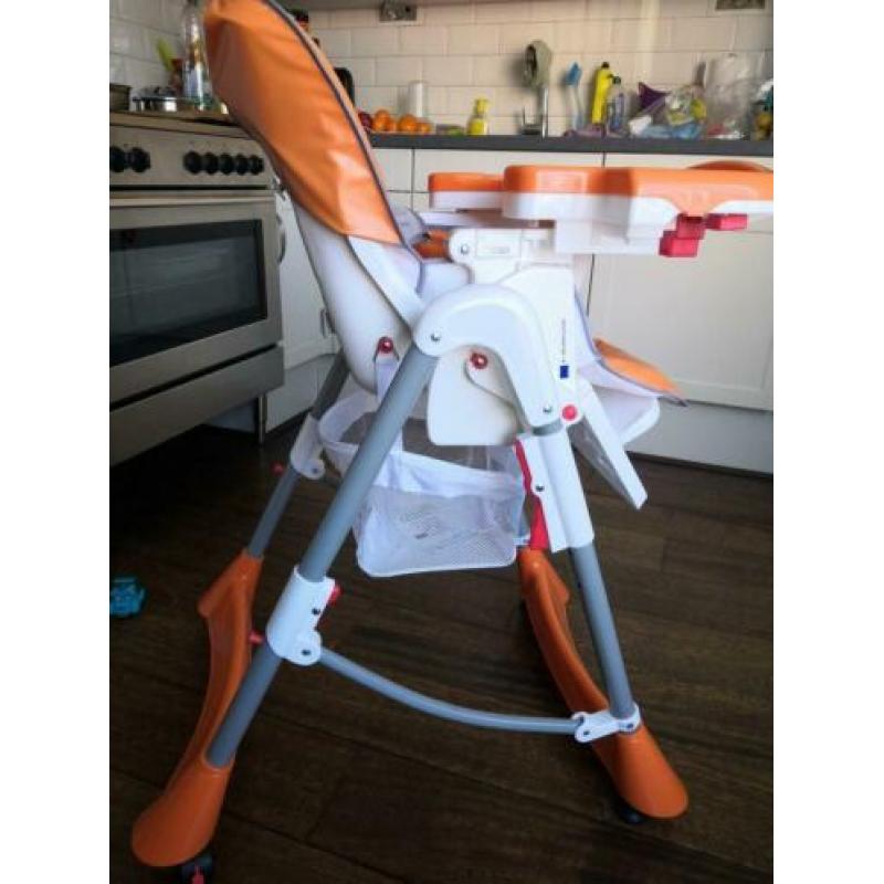 Kinderstoel weinig gebruikt