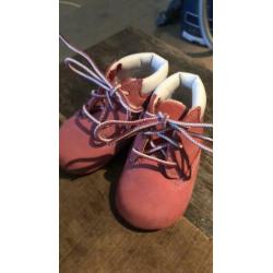 Roze timberlands mt16