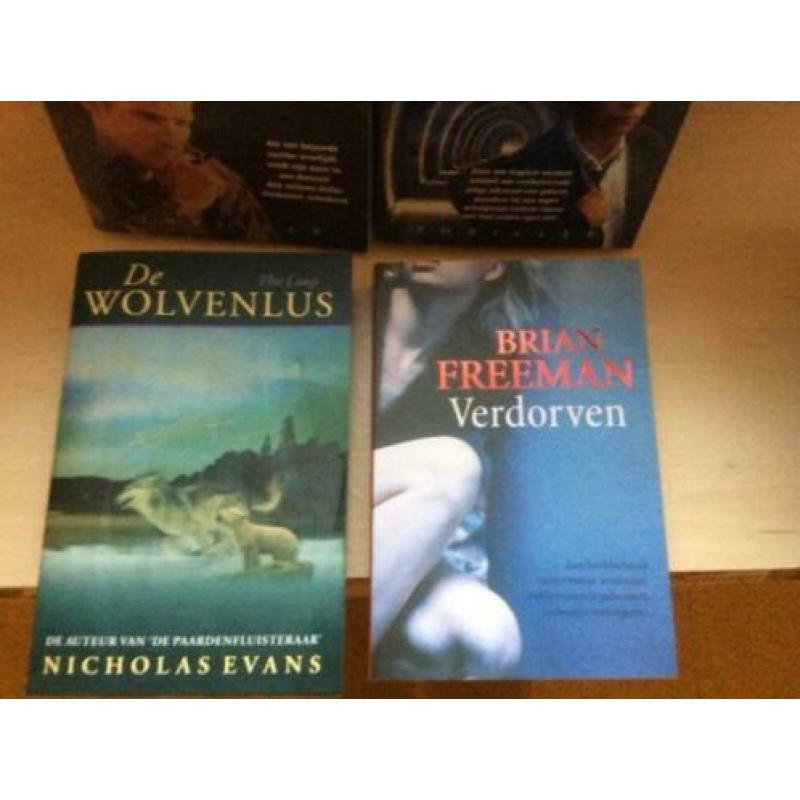 6 Boeken Evans,Shaw,Clive Cussler,2x Grisham,Brian Freeman.