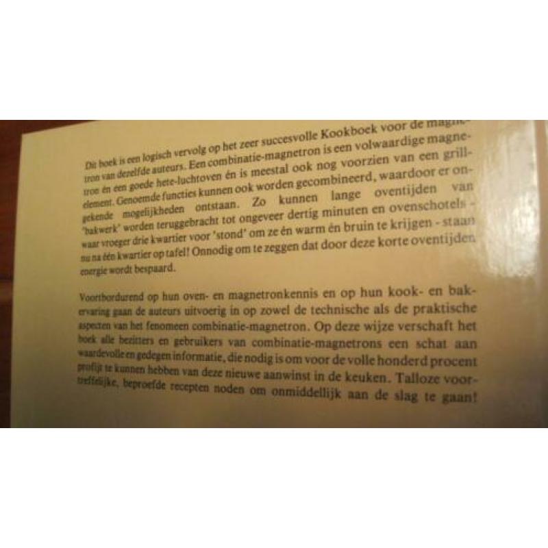 Het kookboek voor combinatie magnetrons
