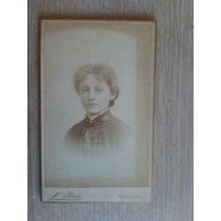 2x antieke foto CDV vrouwen, F. Baer, Rotterdam, 1895?