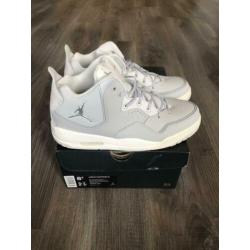 Jordan Courtside 23 maat 42