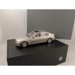 BMW 750 li Champagne