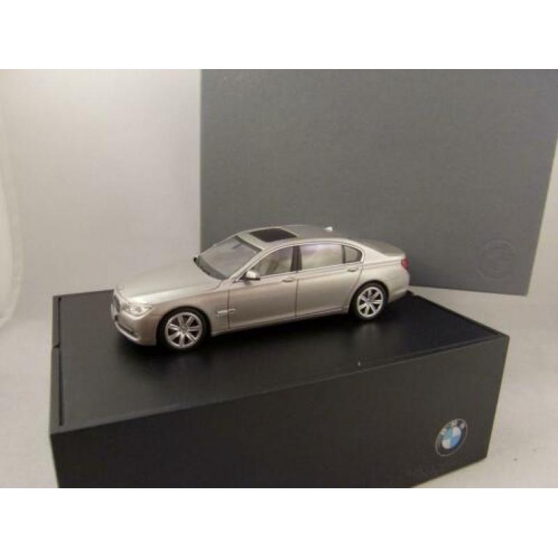BMW 750 li Champagne