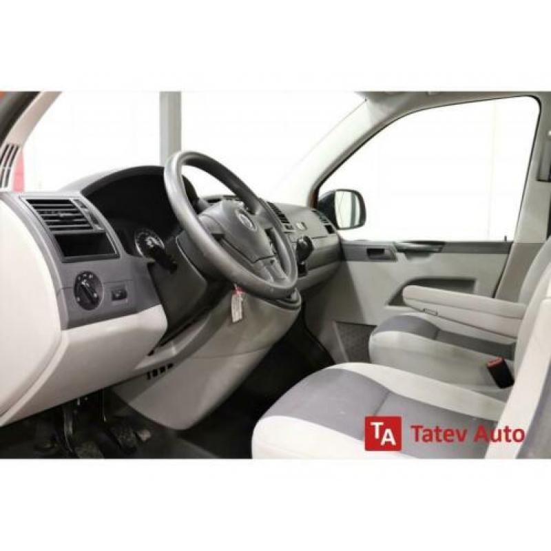 Volkswagen Transporter 2.0 TDI 114PK L2H1 DC Oranje Airco DU