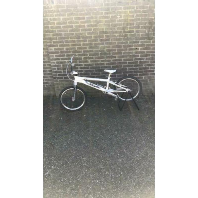 Cross fiets meybo