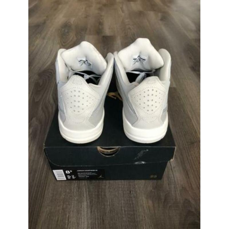 Jordan Courtside 23 maat 42