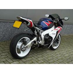 Honda CBR 1000 RR FIREBLADE (bj 2011)
