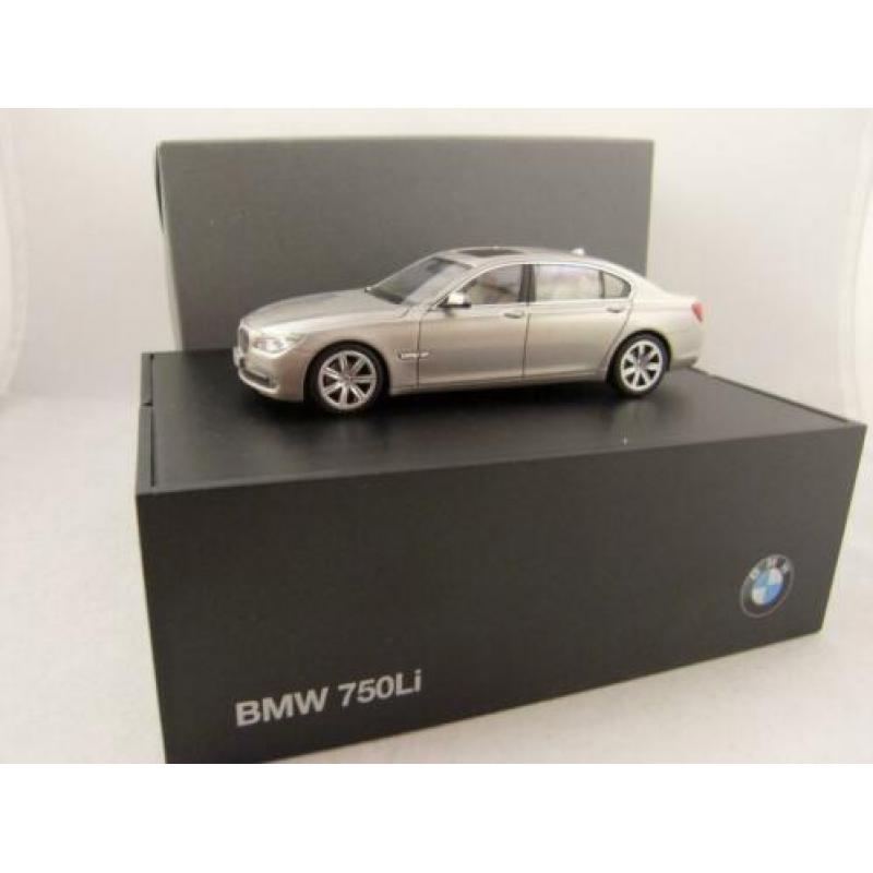 BMW 750 li Champagne