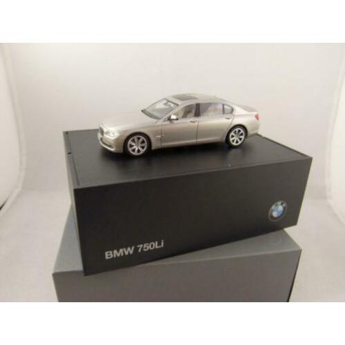 BMW 750 li Champagne