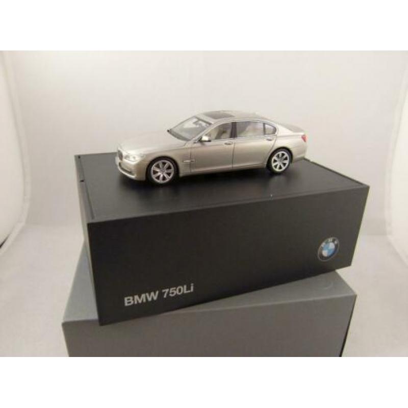 BMW 750 li Champagne