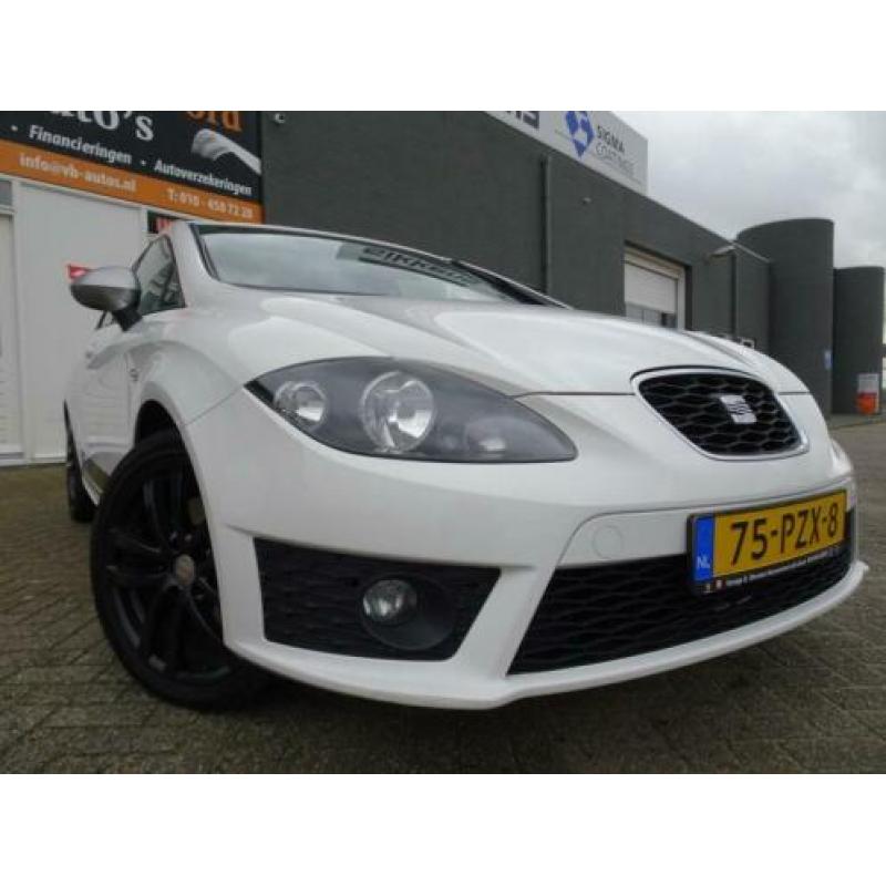 SEAT Leon 2.0 TFSI FR 6 bak van 2de Eig en airco en navigati