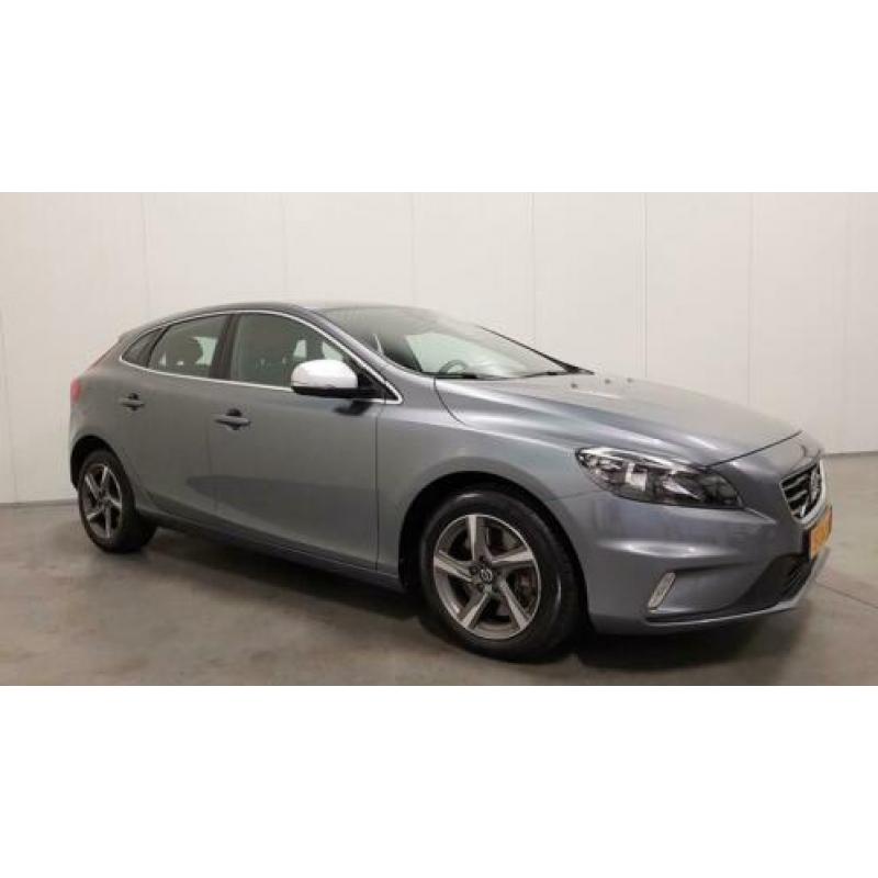 Volvo V40 2.0 D4 R-Design Business NAVI/PDC/CRUISE/CLIMATIC/