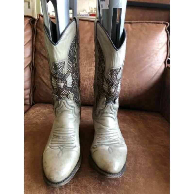 Sendra Debora 8850 maat37