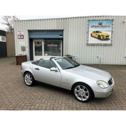 Mercedes-Benz AUTOMAAT KM 181000 2500E