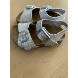 Kipling sandalen maat 20