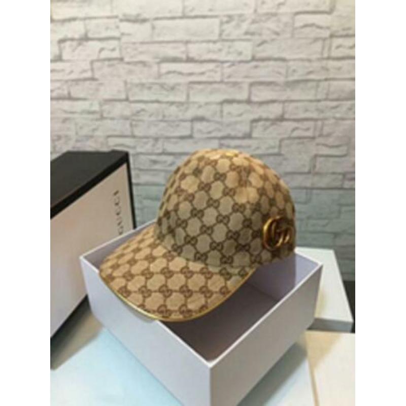 Gucci Pet Cap GG Supreme Nieuw