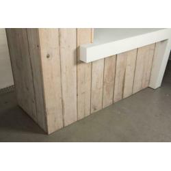 steigerhouten toonbank met bijbehorende kast