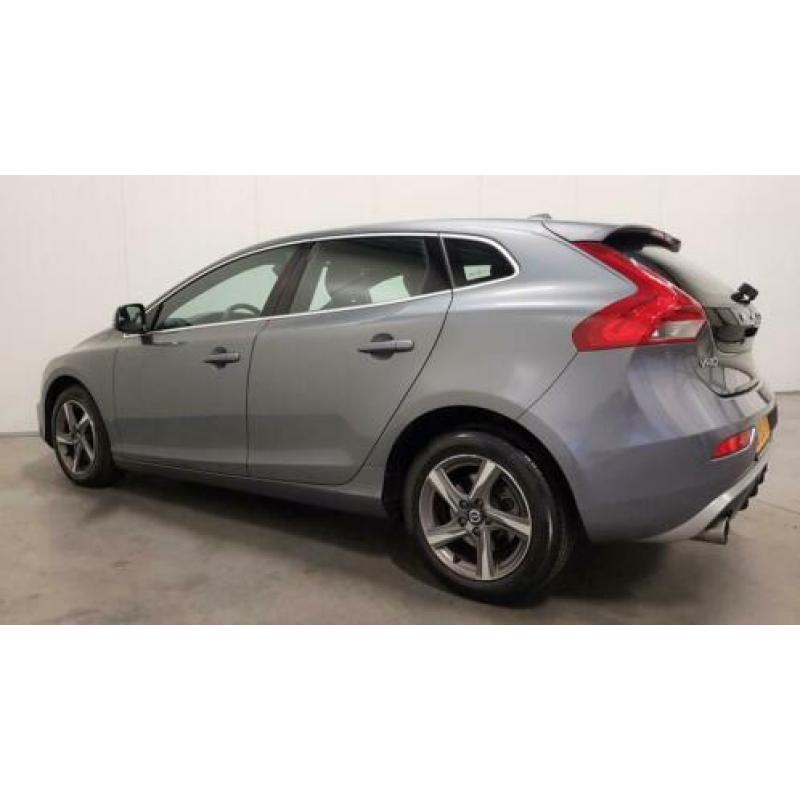 Volvo V40 2.0 D4 R-Design Business NAVI/PDC/CRUISE/CLIMATIC/